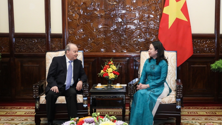 Kơdră tơdăng kơ teh đak bơ̆n Võ Thị Ánh Xuân sơng pơma dơnuh hăm Kơdră jang tang măt ăn teh đak Cộng hòa Algeria truh hmach đĭ jăl pơm jang 