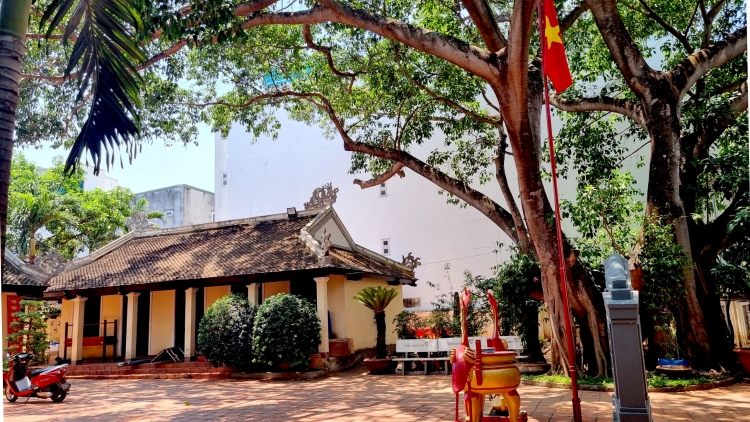 Pra yang Lạc Giao-anih gru kơđŏm pioh Yuăn rai pơ Ƀuôn Ma Thuột, Dak Lak