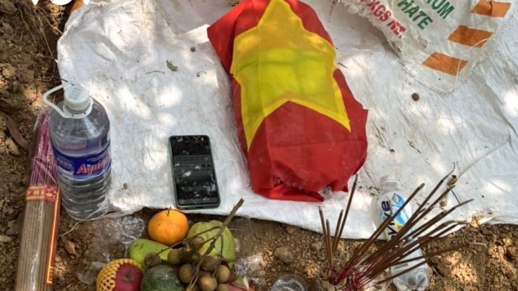 BÌNH ĐỊNH: BƠƠN LÊY BOỌNG TR’ZÊL TR’PENH LÂNG N’HANG LIỆT SĨ 