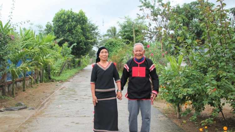 Tơplih ‘nao tơ tơring kăn kư̆ kăch mang Cư Pui