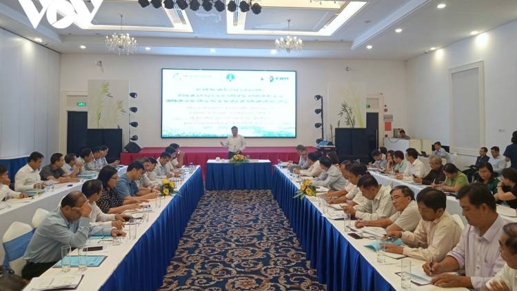 ពត៌មាន​ម៉ោង៦