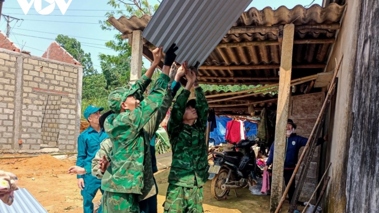 BHR’LẬ RÂU BIL HƯ ÂNG ĐHÍ AMUỐT BHRỢ T’VAIH COH DA DING K’COONG ALƯỚI (THỪA THIÊN HUẾ)