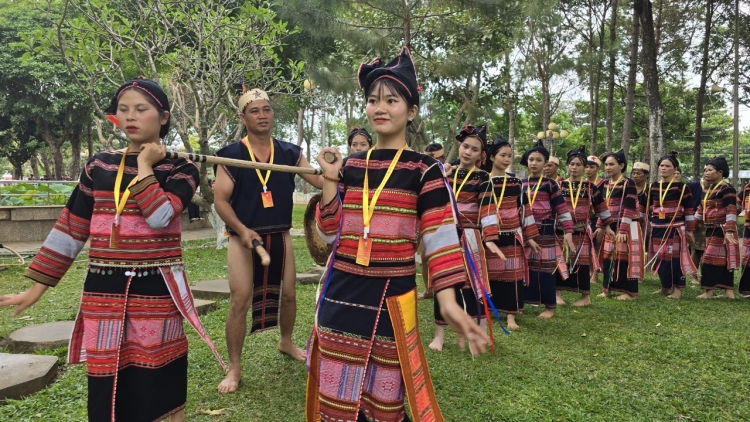 Bềng lìu niam chài Ngai chờ niam chài ală jơi bơtiàn càr Gia Lai