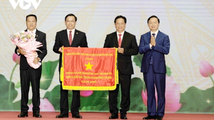 PHÓ CHỦ TỊCH QUỐC HỘI TRẦN THANH MẪN PẤH BHIỆC BHAN HƠNH DÉH 100 C’MOO BHRỢ PA DƯR THÀNH PHỐ NHA TRANG