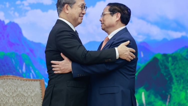 Thủ tướng Phạm Minh Chính vơt nŭih kan ntoh măt Nhật Bản ta Việt Nam.