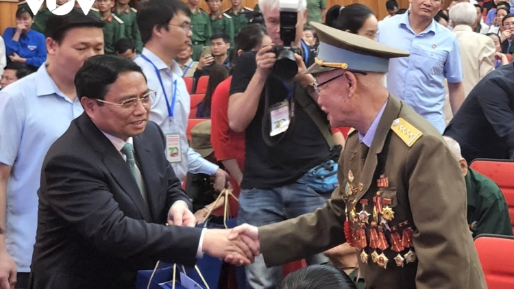 Khua knŭk kna Phạm Minh Chính nao ti anôk bi tuôm bi hdơr kơ phung nao hlăm klei bi blah Điện Biên Phủ 