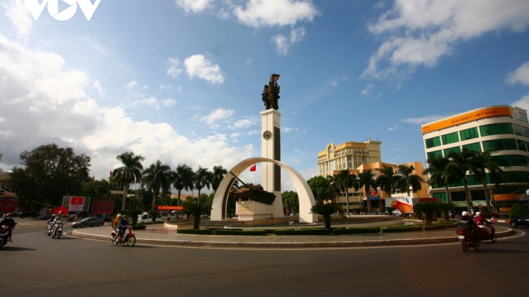 Tây Nguyên hưch hanh hơmanh bơnê tơdrong joăt joe kĕch mang 