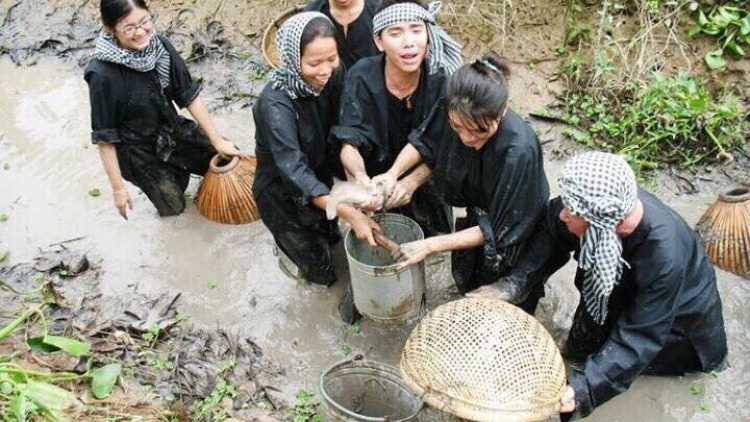 ពត៌មាន​ម៉ោង១៥