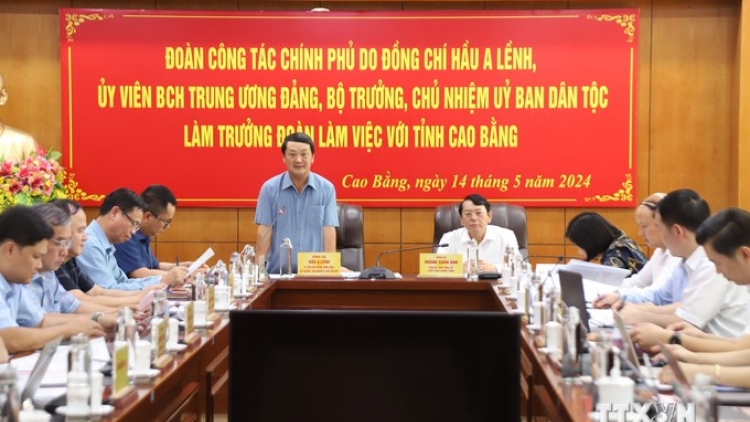 BỘ TRƯỞNG, CHỦ NHIỆM UỶ BAN ACOON CÓH BHRỢ BHIỆC ĐHỊ TỈNH CAO BẰNG