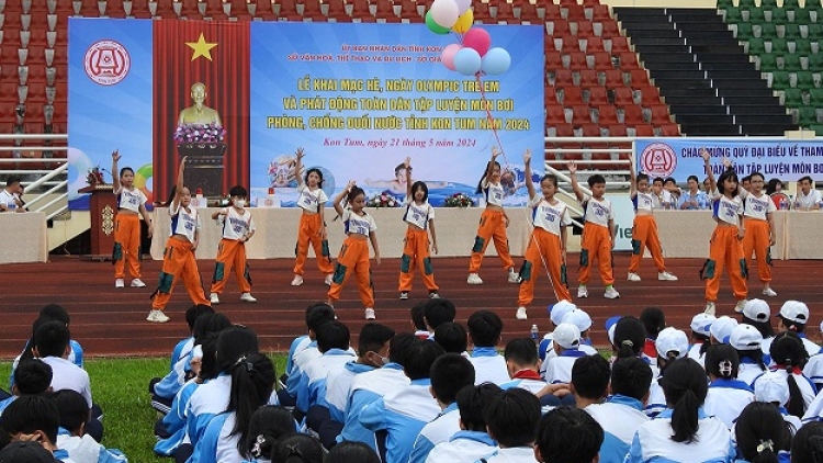 Kon Tum tơbleăng ăm tâi tâng kuăn pơlê hriâm klê têa vâ hbrâ ví tro klâk têa 