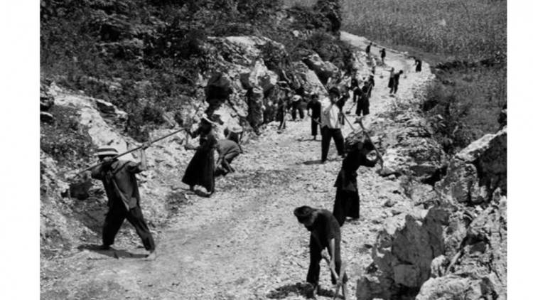 Đon hơdơ̆r Điện Biên Phủ