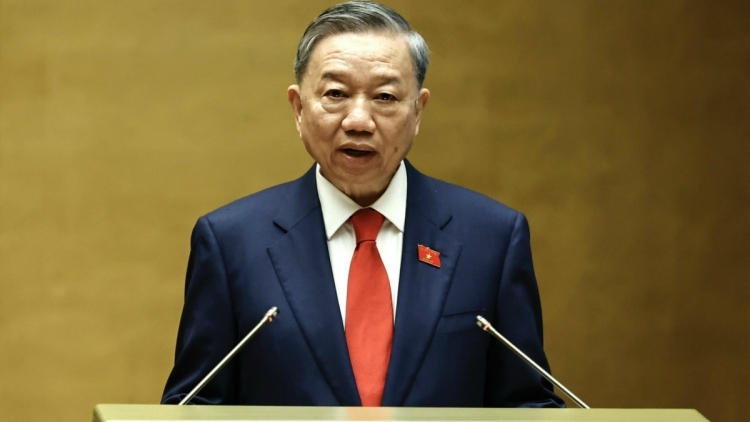 Kwang đơng lam bồ ală lơgar pơyoa jơnau chờ gờm Củ tịc lơgar ồng Tô Lâm