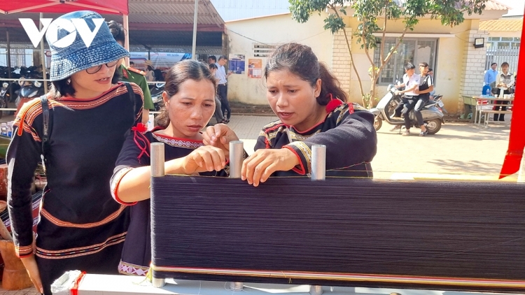 KEIN LAGAIH MENG BRUK PEIH TAL PATO BRUK NGAK KA URANG NGAK DI PUK PALEI PAK ĐẮK LẮK