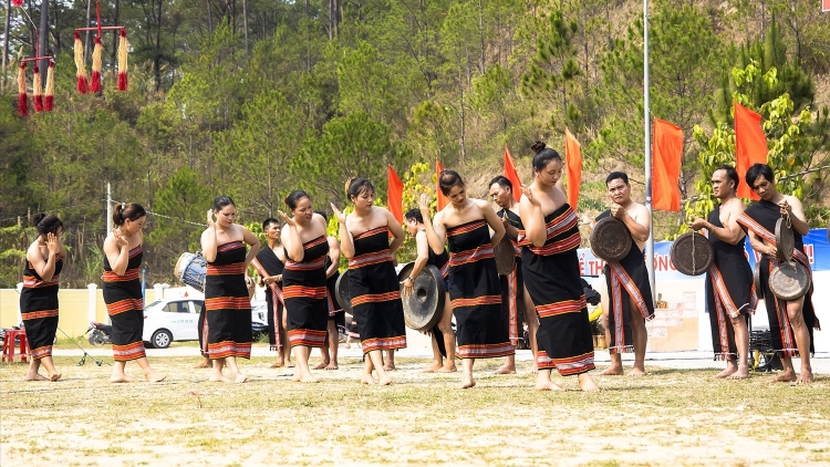 Kon Tum: Khai mạc Ngày hội văn hóa, thể thao các dân tộc huyện Đăk Glei