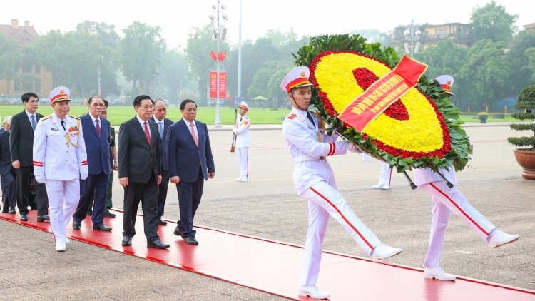 DAH PAGE INI URANG PAN AKAOK NDANG, KANJA TAME KALAN SIRAH CHỦ TỊCH HỒ CHÍ MINH