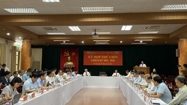 Hội đồng Lý luận Trung ương ƀư rơh rƀŭn nchră tal 9.