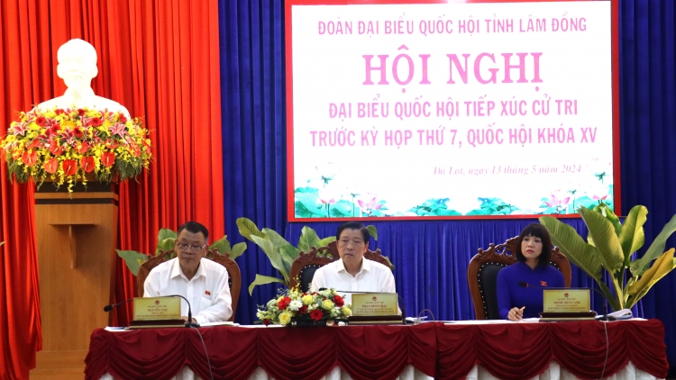 Mơnuih ruah khua kual Dap Kơdư rơkâo pơsir lu bruă yôm