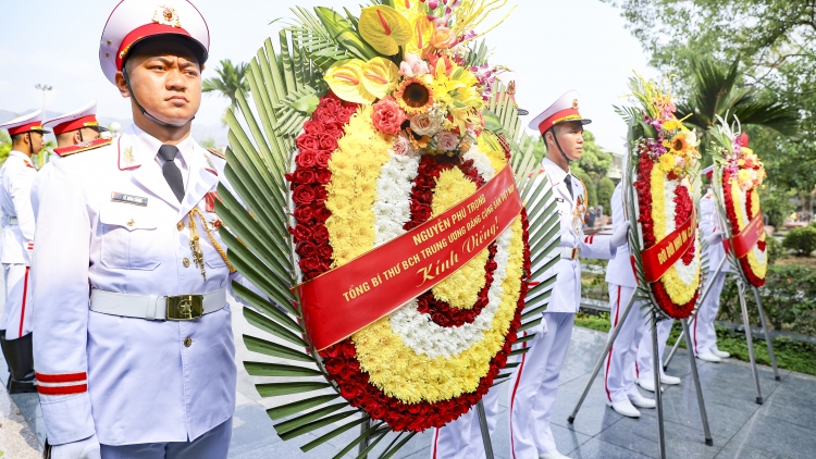 Kơdră  Đảng, Jơnŭm pơgơ̆r teh đak plang hlôt nhang ƀlŏk tơbăt kơ đe linh lôch tang tơ̆ Pơsat tơƀlŏk kơ Linh lôch tang A1 