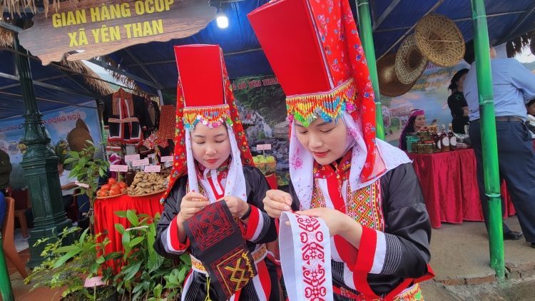 Jơhngâm hưch ‘mêm kơ tơdrong thêu che đơ̆ng đe drŏ kăn bơngai Dao Thanh Phán