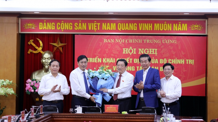 Pôa Nguyễn Hữu Đông, Kăn pơkuâ hnê ngăn Đảng Sơn La châ pôk pro kăn phŏ pơkuâ cheăng Tơnêi têa 