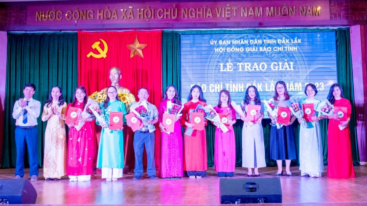 Anih lơh broă sùm tiah Tây Nguyên – Anih jơnau đơs Việt Nam geh 5 khà jờng tàm Khà jờng sră ƀău càr Dăk Lăk