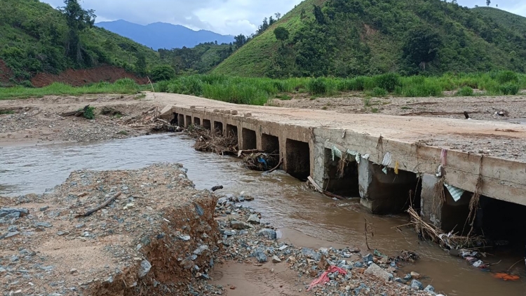 Pel ĕp bruă pơgang tơlơi truh lŏn adai ngă hăng hyu ĕp djru mơnuih bưp tơlơi truh ƀơi Kon Tum