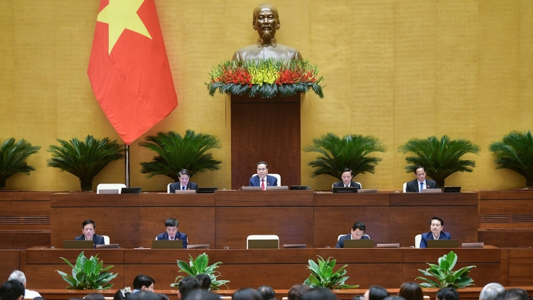 Khua ding jum tuh tia hăng sĭ mơdrô ơi Nguyễn Hồng Diên lăi glăi tơlơi tơña