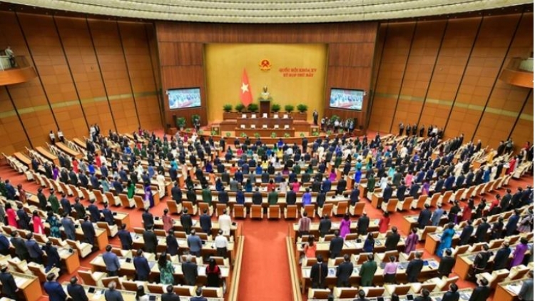 Kuô̆k hô̆i têk kŏng vâ tơbleăng Luât prôk troăng ƀă Luât rak tơniăn troăng prôk  