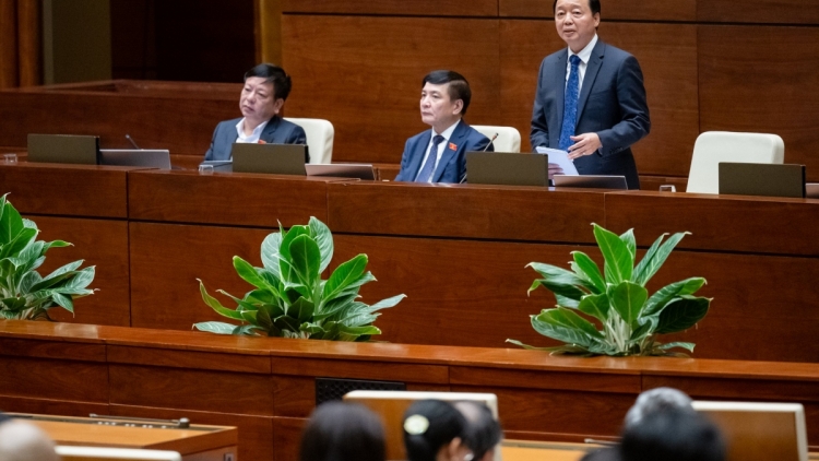 Pôa Trần Hồng Hà, Ngế pro xiâm phŏ hnê ngăn Chin phuh mơnhên hên tơdroăng mâu kăn Kuô̆k hô̆i pơkâ 