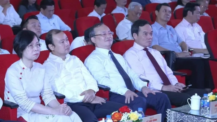 Pôa Trần Lưu Quang, Ngế pro xiâm phŏ hnê ngăn tơnêi têa veăng hôp a Rôh tơpui tơno ‘na hlá tơbeăng