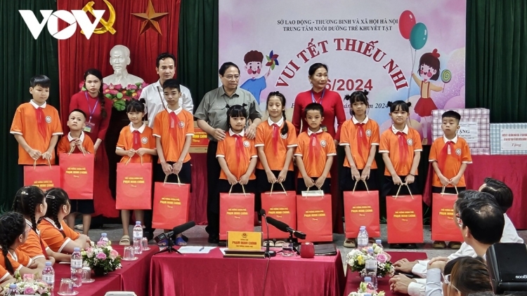 Thủ tướng Phạm Minh Chính năm ngôi hăm đe hơ ioh jo jăn Hà Nội