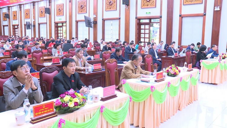 Khul Khua pơ ala mơnuih ƀôn sang tơring čar Gia Lai tŭ ư hơdră pơtrun pơmut tơring glông Đăk Pơ mut gah plơi prong An Khê 