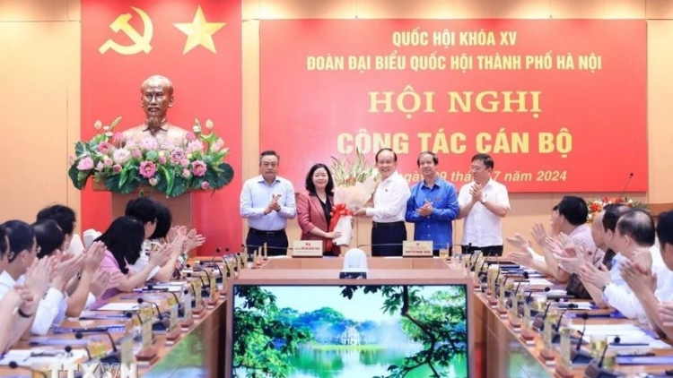 Jâ Bùi Thị Minh Hoài châ rah xo pro Kăn pơkuâ khu kăn teăng mâ Kuô̆k hô̆i Pơlê kong kân Hà Nội