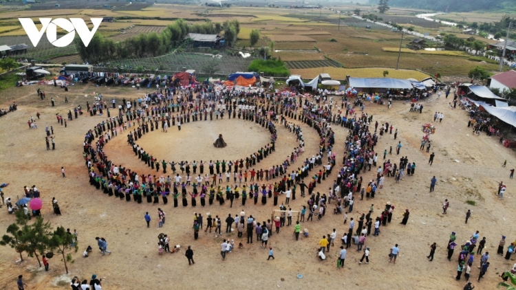 Hmư̆ klei mtă mơ̆ng Khua gĭt gai Đảng Nguyễn Phú Trọng, mnuih ƀuôn sang gĭr kriê pioh dhar kreh 