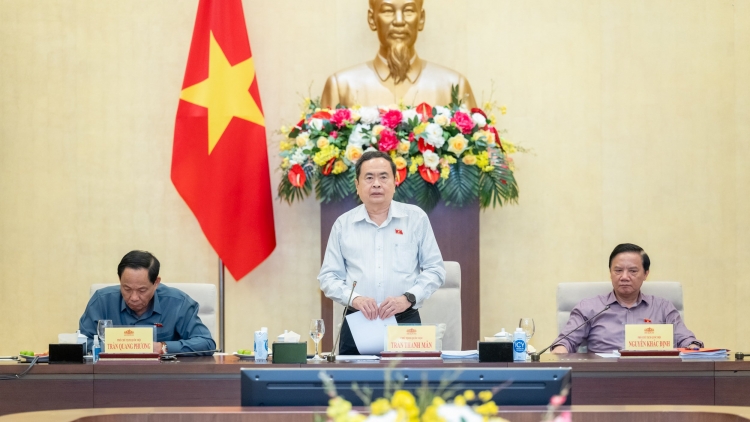 Củ tịc Quôk hội: Sền song bơta geh ngan, đơs song ală broă gam ờ niam