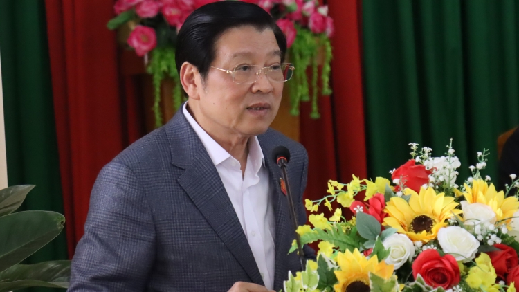 Pôa Phan Đình Trạc pơkâ thế pêi pro nhên tơdroăng ki ăm mung liăn xo laih hên pro kuăn pơlê hêng hôu