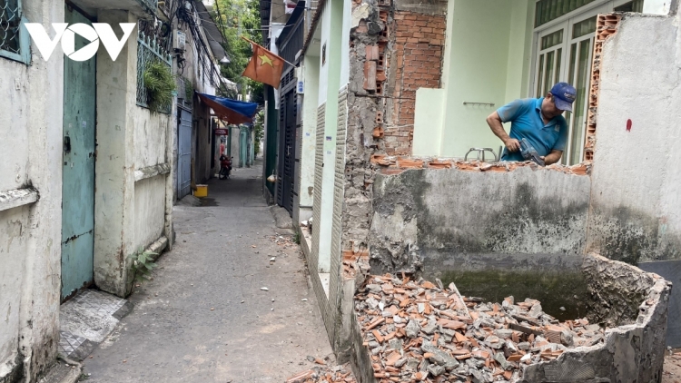ALIN HADIAH TANEH AMEH DI TP.HCM NGAK KA JALAN PRAONG LANEING