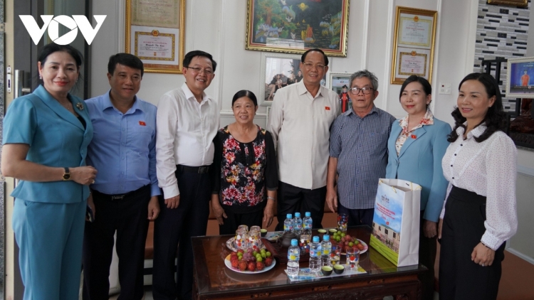 PHÓ CHỦ TỊCH QUỐC HỘI TRẦN QUANG PHƯƠNG LƯM, CHER PR’HÊL APÊÊ PR’LOỌNG CHÍNH SÁCH ĐHỊ BÌNH ĐỊNH