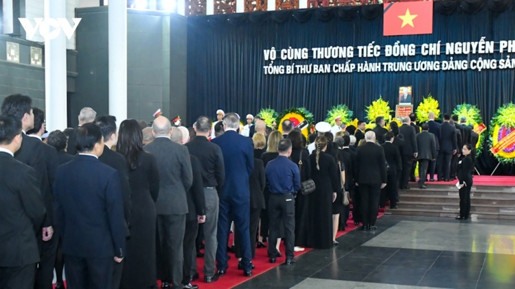 ពត៌មាន ម៉ោង ១៥