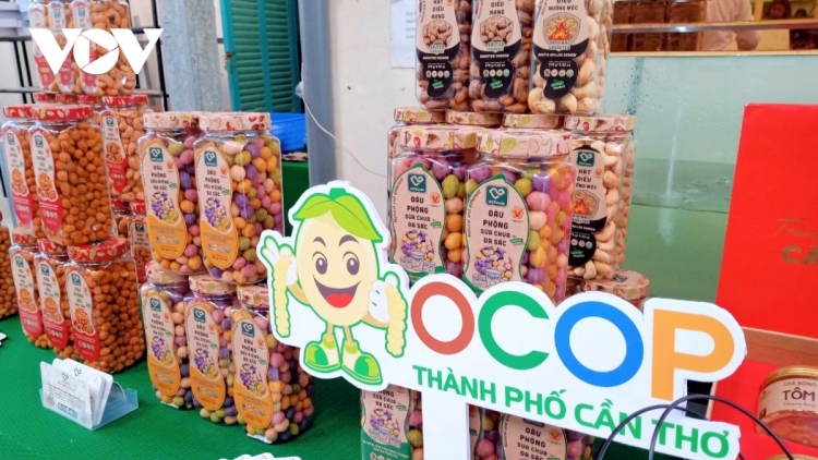 ពត៌មាន​ម៉ោង១៥