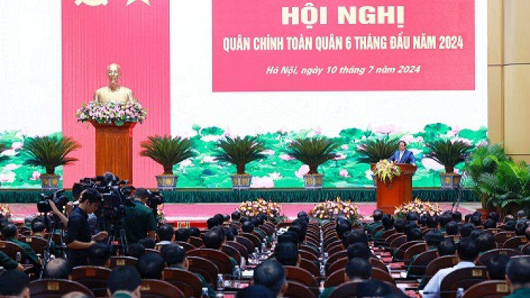 Thủ tướng Phạm Minh Chính râng, rđău đă Tâm nchră Quân chính lam mpôl tahen 6 khay bôk năm 2024