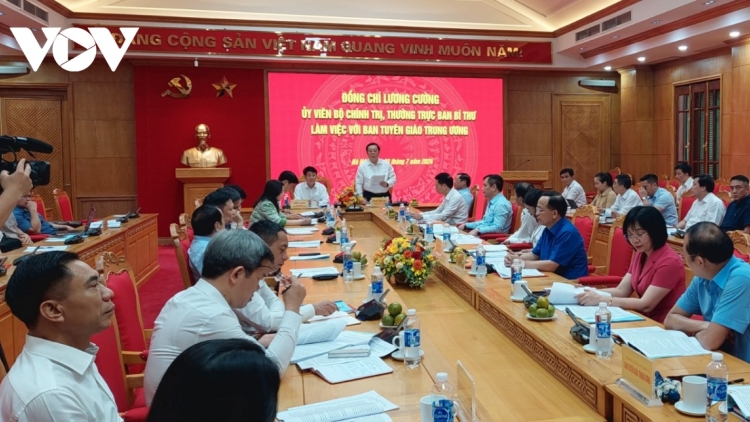 Rnâng kan Ban Bí thư pah kan đah Ban Tuyên giáo Trung ương