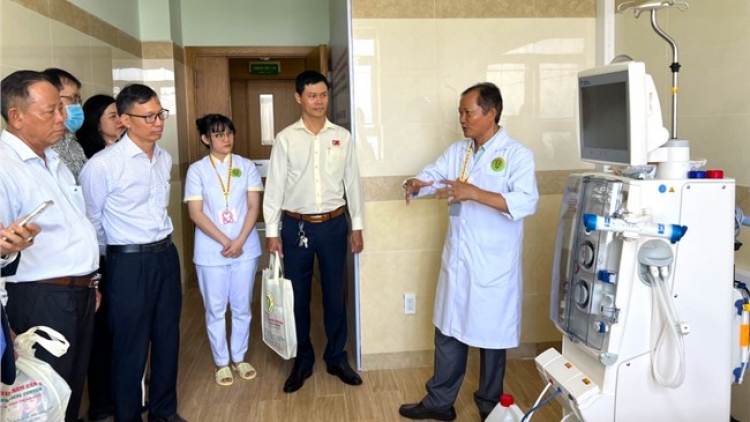 តំបន់ដីសណ្តទន្លេគីវឡុងដោះស្រាយបញ្ហាលំបាកខាងធនធានមនុស្សវេជ្ជសាស្រ្ត គុណភាពខ្ពស់