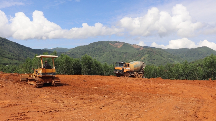 Bình Định pơhrua jơlan hơdră pơkă mơ̆ng lŏn ia hăng pơđĭ dlông tơlơi hơdip mơda neh wa kual djuai ania ƀiă