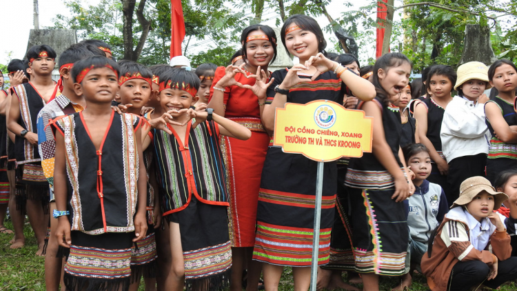 Tơlơi adoh Bahnar "Tơlơi gum pơgôp"