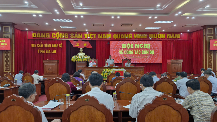 Ơi Trần Minh Sơn dưi lăi pơthâo pioh kơ Ding kơna Grŭp apăn bruă Ping gah tơring čar Gia Lai 