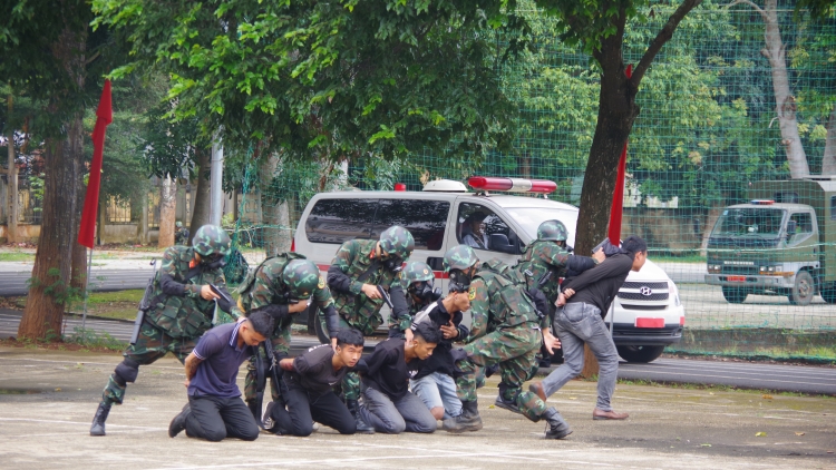 Bộ Quốc phòng nti rdâng lơh mpôl lơh ndjơh
