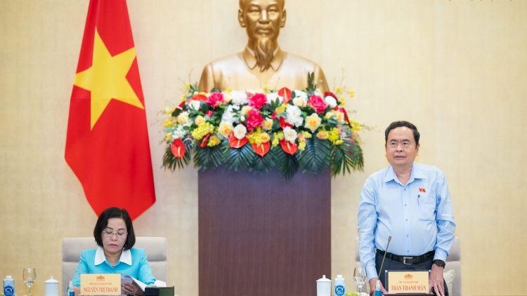 Pôa Trần Thanh Mẫn - Kăn xiâm hnê ngăn Kuô̆k hô̆i pêi cheăng ƀă mâu Vi ƀan dêi Kuô̆k hô̆i