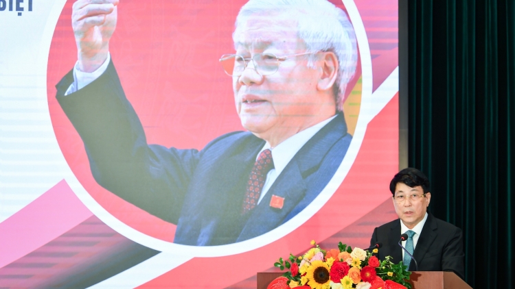 Knăm hưn mdah Hla pŏk web hâo hưn yuôm bhăn leh anăn Klei rang mdah rup Khua gĭt gai Đảng Nguyễn Phú Trọng 