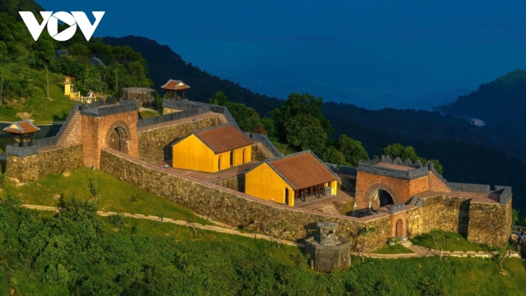 HẢI VÂN QUAN - ĐHỊ LÊY CHÔ CHI ỚH VĂN HOÁ LỊCH SỬ 